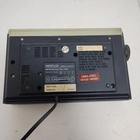 Vintage Westclox Digital Am FM Radio Alarm Clock Wood Grain 80170-01 Tested Work - Picture 13 of 16